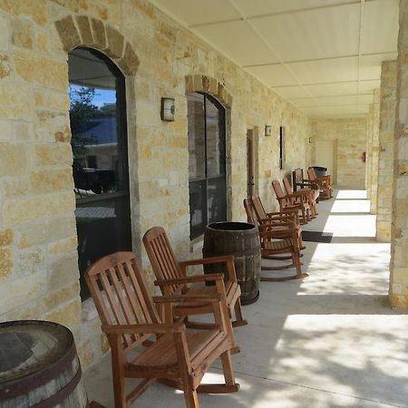 Hotel Texas Cuero Eksteriør bilde