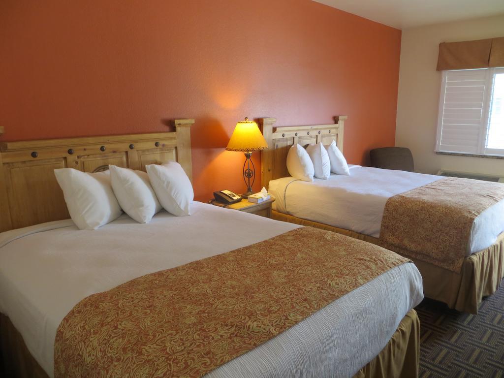 Hotel Texas Cuero Eksteriør bilde
